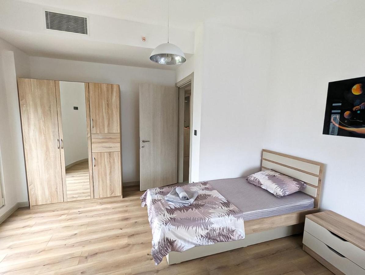 16Th Floor Sky View Condo With Pool And Fitness Skopje Extérieur photo
