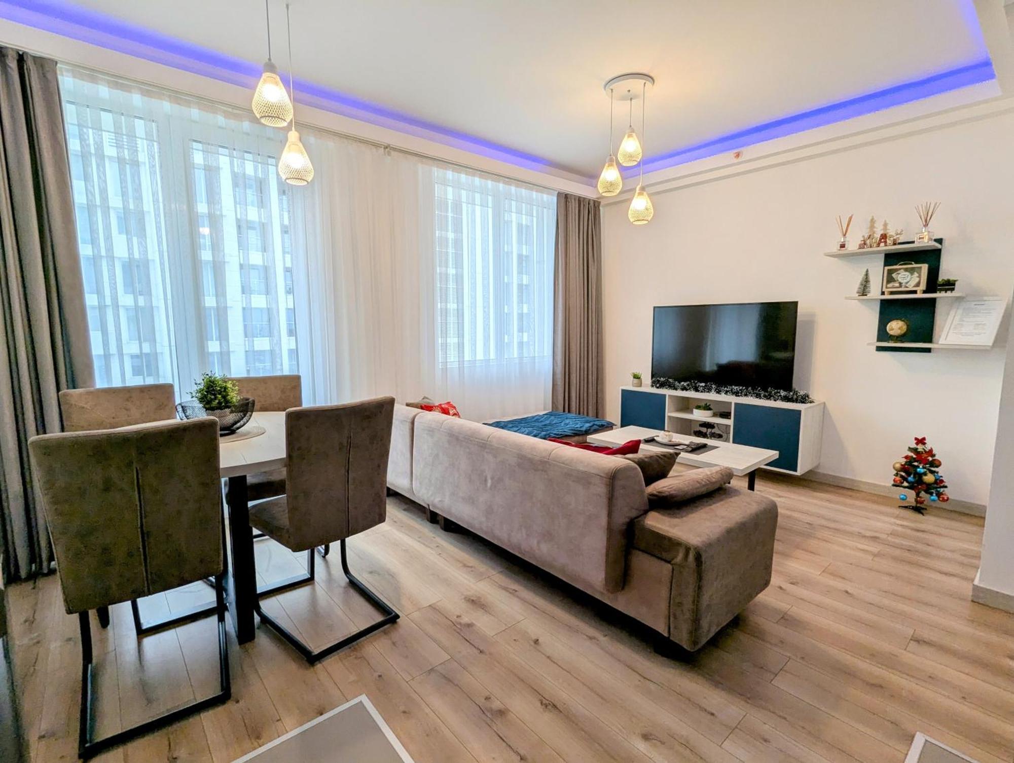 16Th Floor Sky View Condo With Pool And Fitness Skopje Extérieur photo